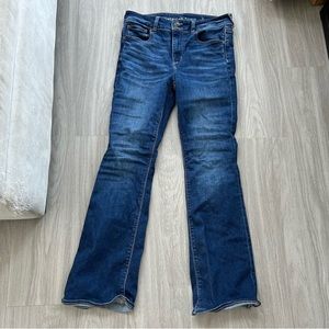AE high rise artist flare jeans size 8
